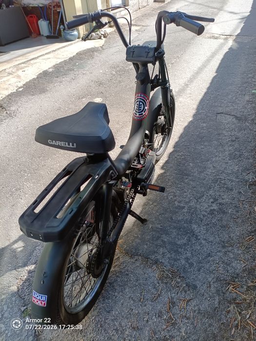 Mobilete Garelli eletrónica a trabalhar