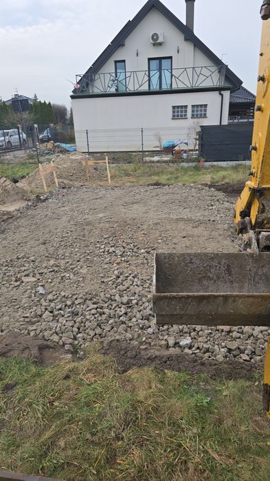 Usługi koparko ładowarką.Prace ziemne