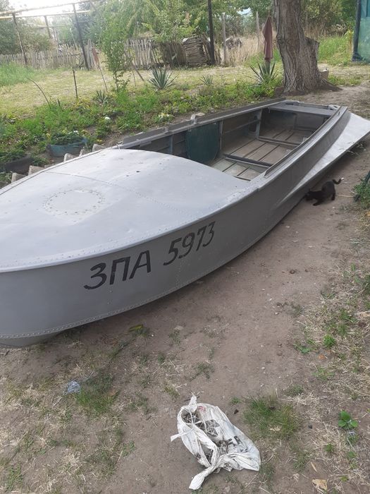 Лодка южанка сдоками