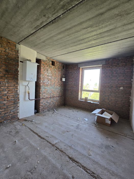 Хотів, вул.Промислова 1М,1кім.квартира, продаж.