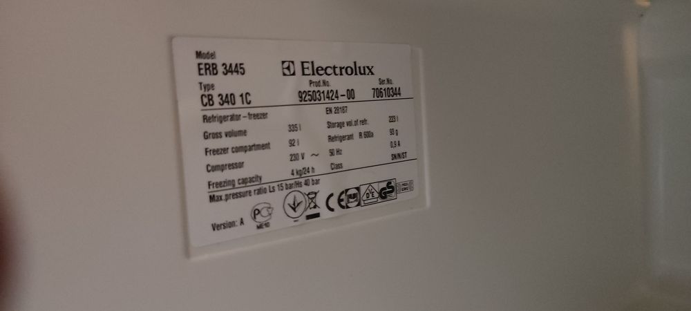 Lodówka Electrolux  CB 340 1C półka na drzwi balkonik