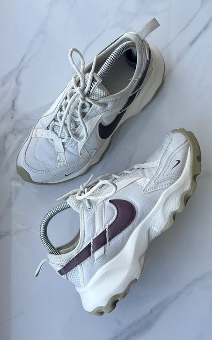 Кросівки Nike TC 7900   38 розмір 24 см