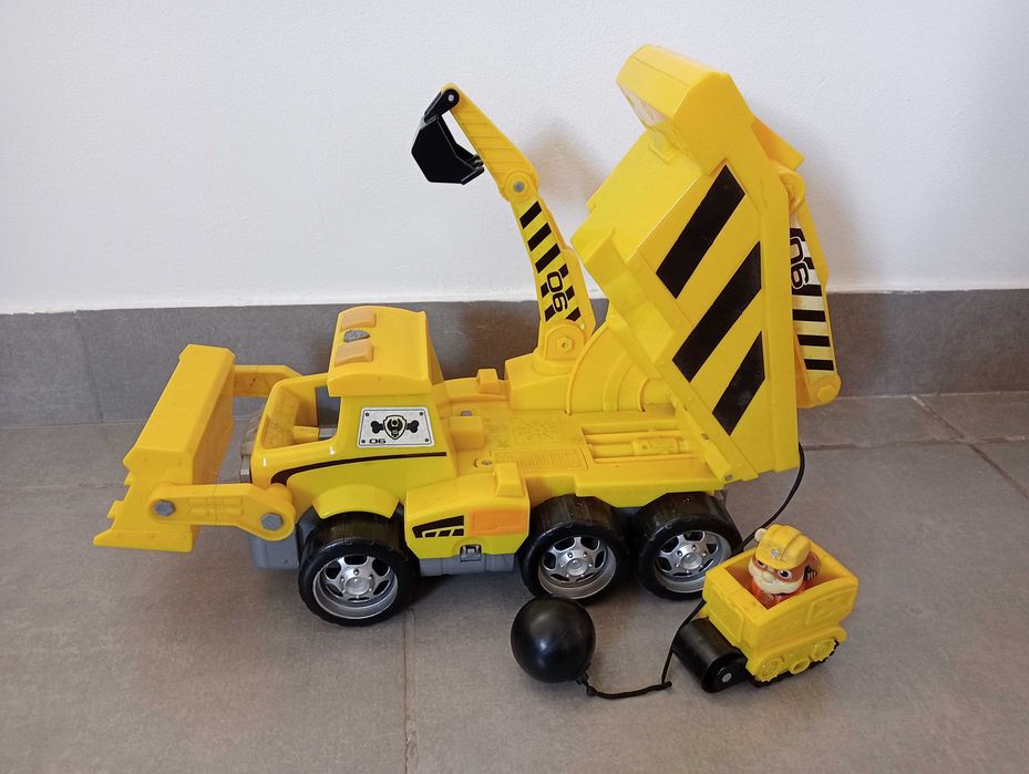 Camião patrulha pata