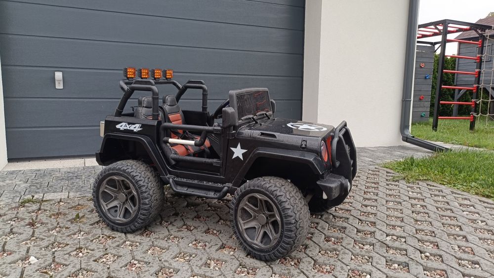 Auto jeep akumulator czarny baterie dla dzieci