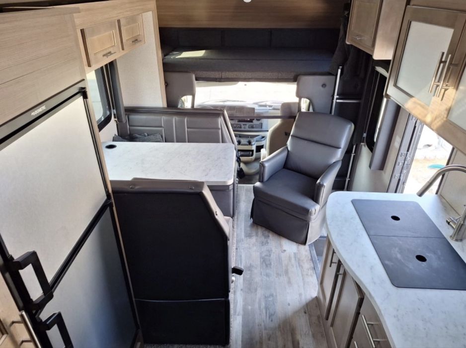 Ford E450 – Amerykański kamper 2021 rok