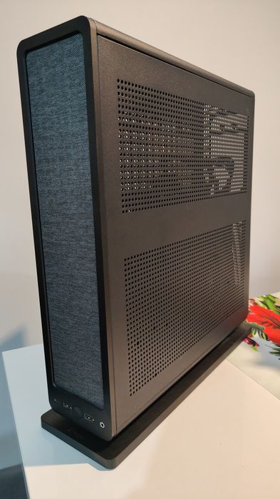 Komputer stacjonarny mini-itx