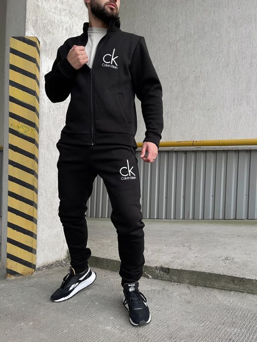 Костюм від calvin klein