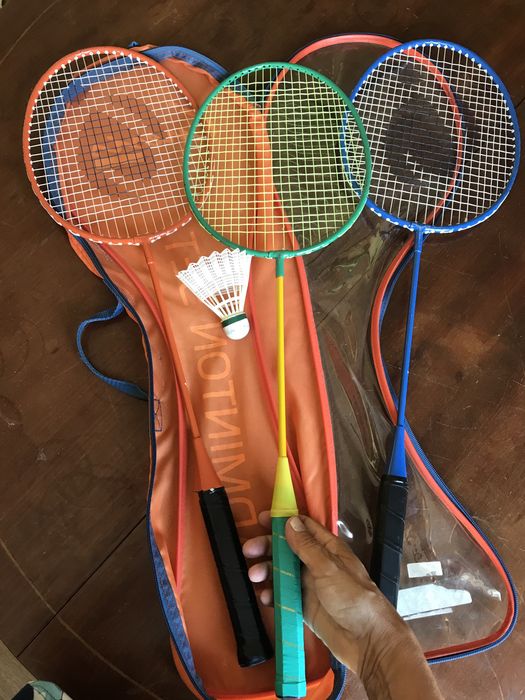 Jogo de raquetes de Badminton