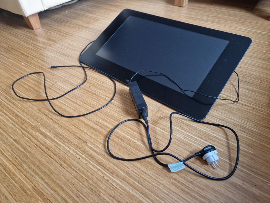 Tablet graficzny wacom cintiq 27QHD
