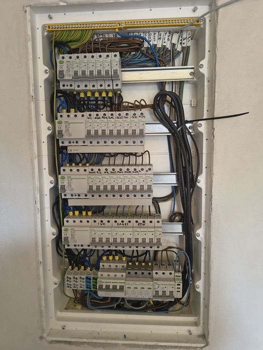 Elektryk, Smart Home,Instalacje,montaże