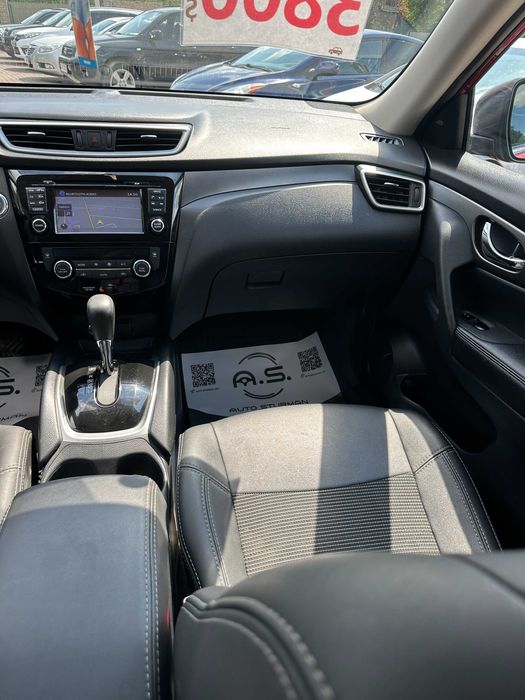 Продам Nissan Rogue 2016 рік можлива розстрочка,кредит,обмін!