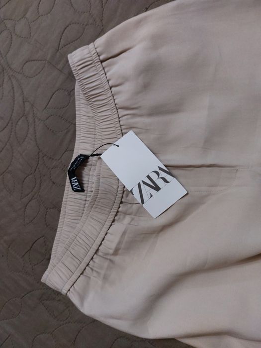 Жіночі брюки/штаны  Zara , розмір S-М