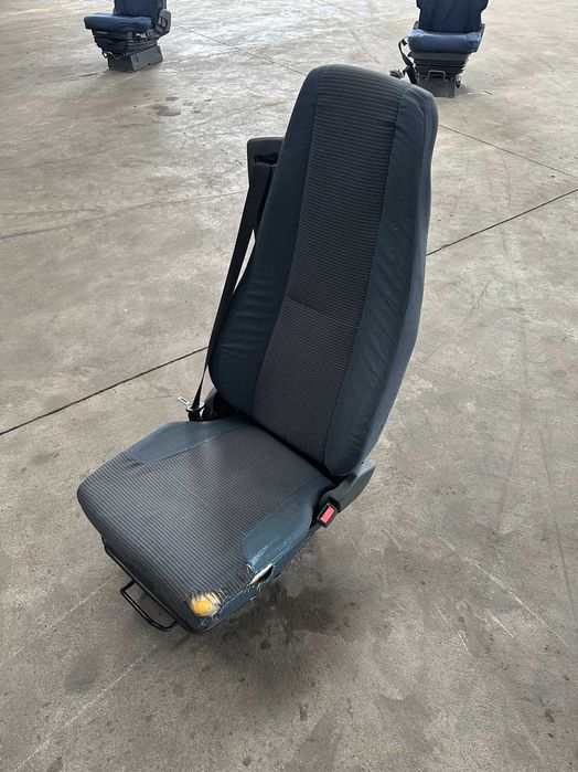 Fotel pneumatyczny prawy siedzenie pasażera VOLVO FL FE EURO 5