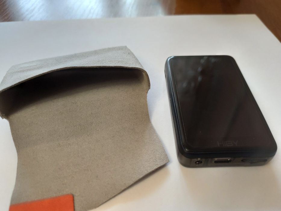 Hi-Fi плеєр Hiby R1 як новий