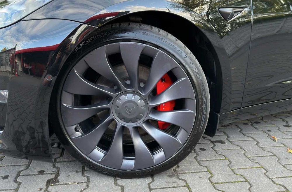 tesla model 3 2022 Perfomance