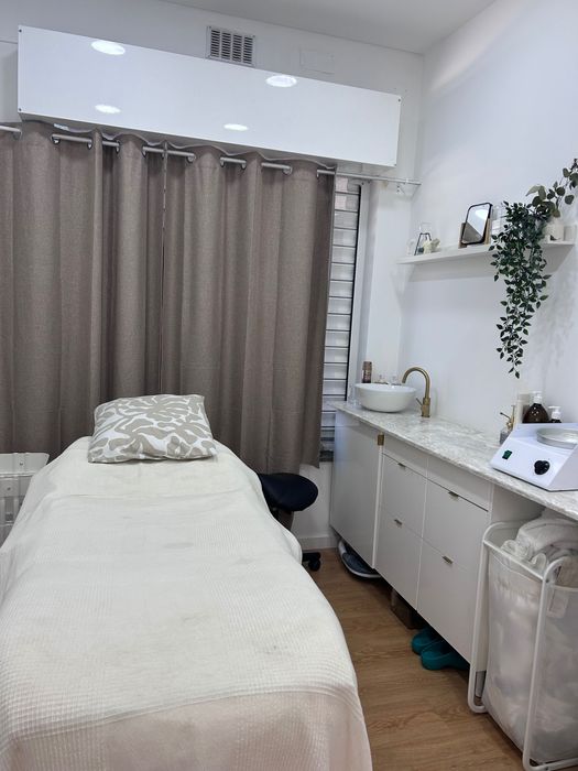 Gabinete em clínica nas colinas do cruzeiro