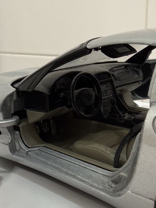 Chevrolet Corvette C5 Burago 1/18