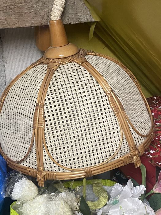 Sprzedam komplet żyrandol  i 2 kinkiety