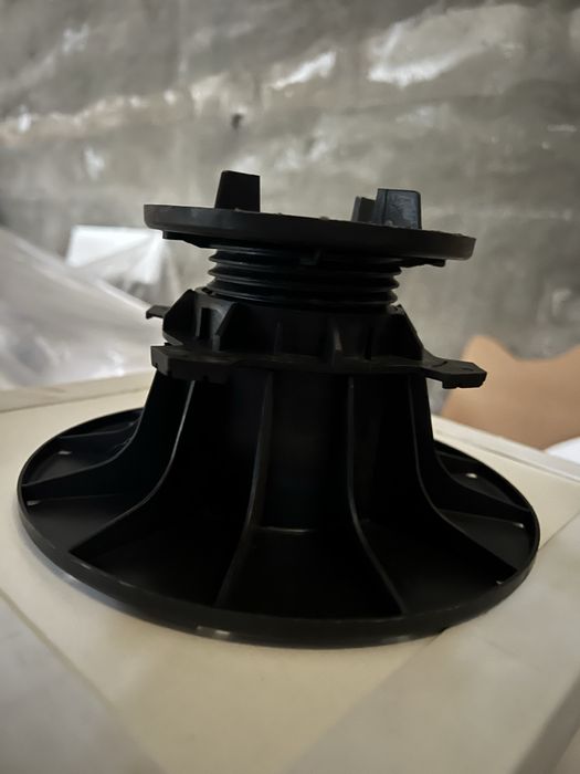 Apoios regulaveis para ceramicos , terracos
