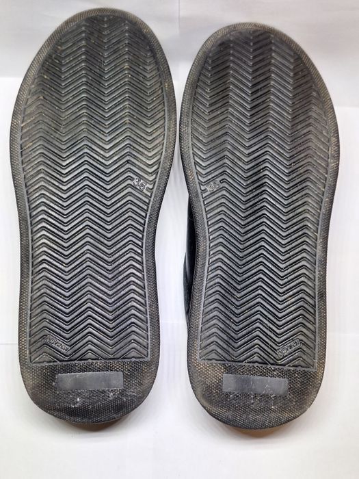 Жіночі шкіряні кросівки Frivoli, 36 розмір