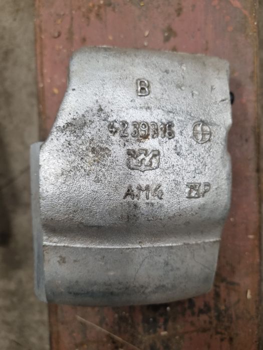 Oryginalny zacisk hamulcowy FSO Polonez