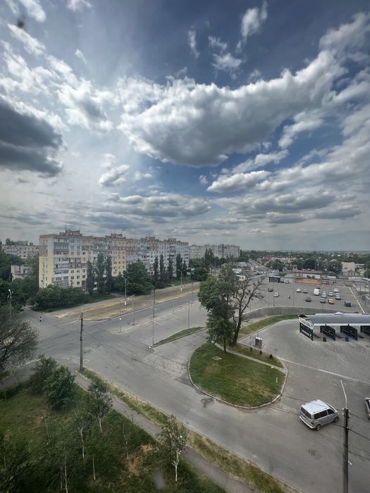 В Продажу 3 к к -студія в Центрі/ 6а Слобідська