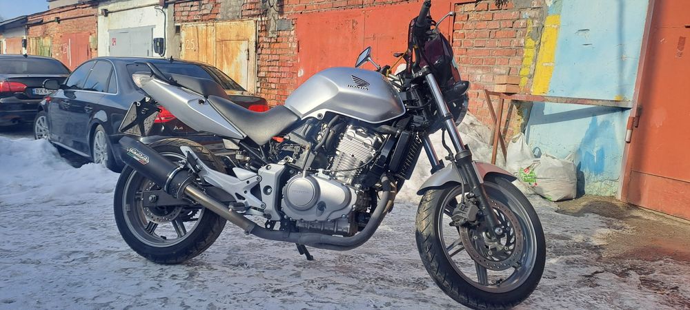 Honda SBF 500.  2004 року. 40 тис. Пробігу