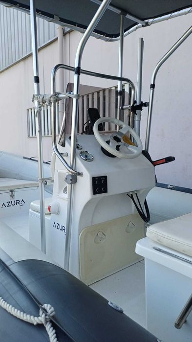 Semi rigido Goldenship AURA 520