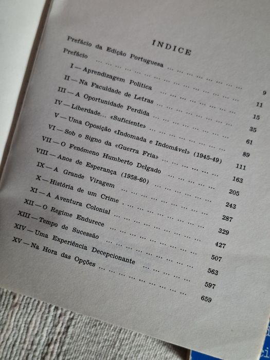 Três livros de Mário Soares por 17 euros