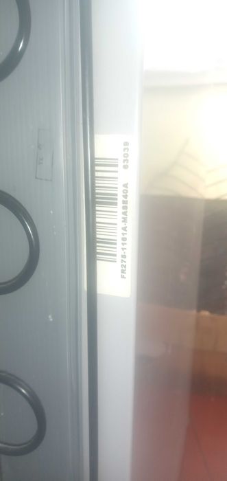 Холодильник-Snaige-FR275-1161A.запчаст.або ціляком працює морозилка.