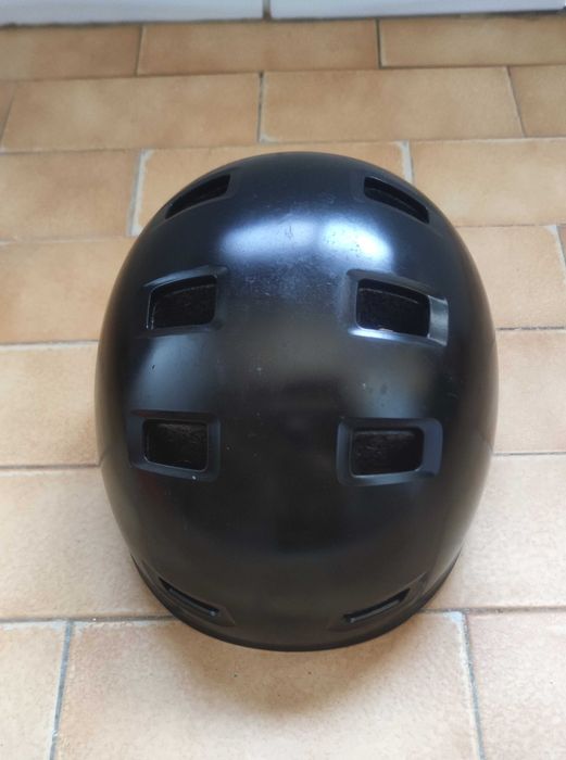 Capacete para trotinete, bicicleta, BTT, etc...