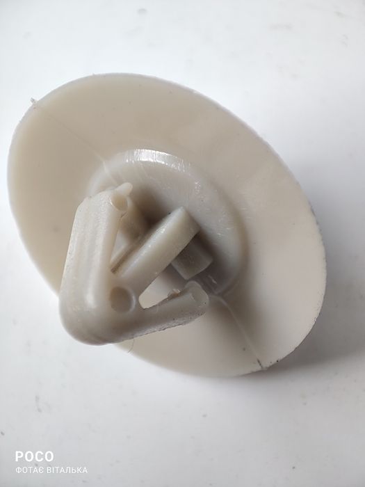 Пуклі, Кліпси для Renault Traffic Primastar Opel Vivaro Master Kangoo