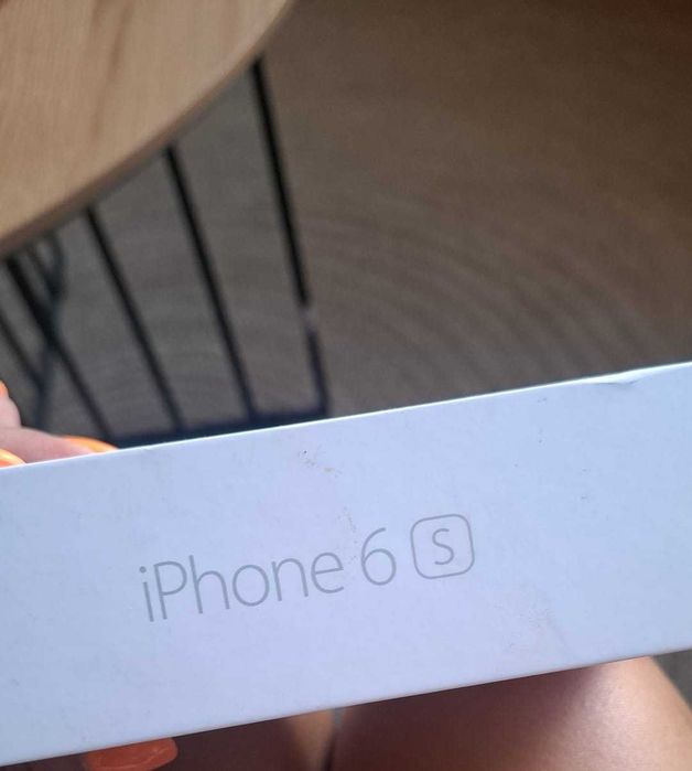 iPhone 6s novo na caixa original. Sem uso.
