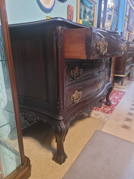 Cómoda antiga em madeira maciça - óptimo estado geral