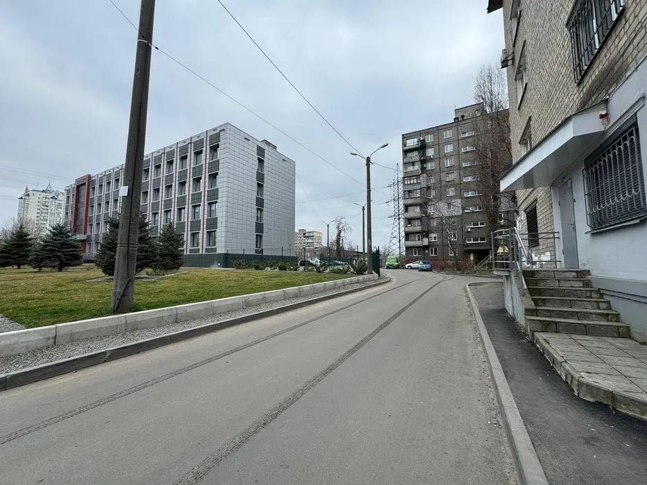 Продам промбазу пр.Слобожанский 6