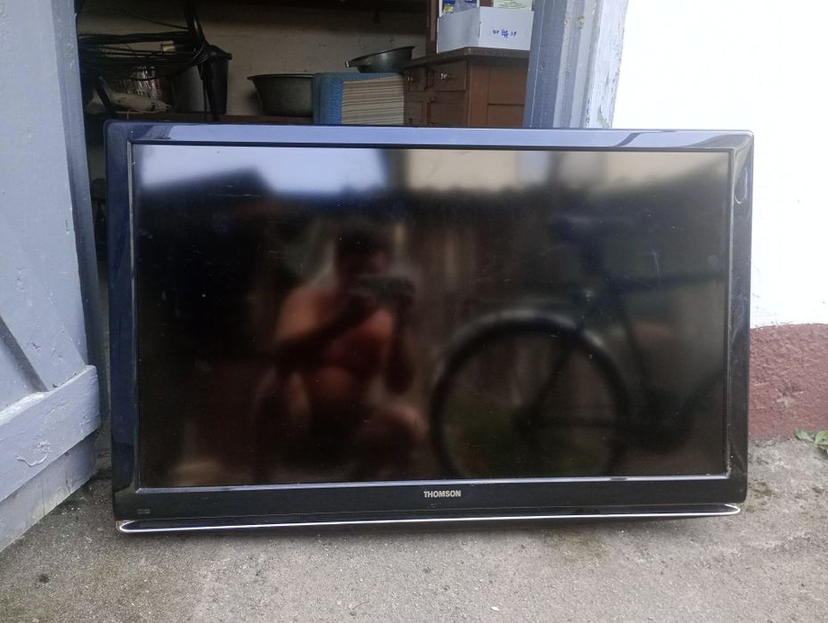 Телевізор Tomson 40FE9234E