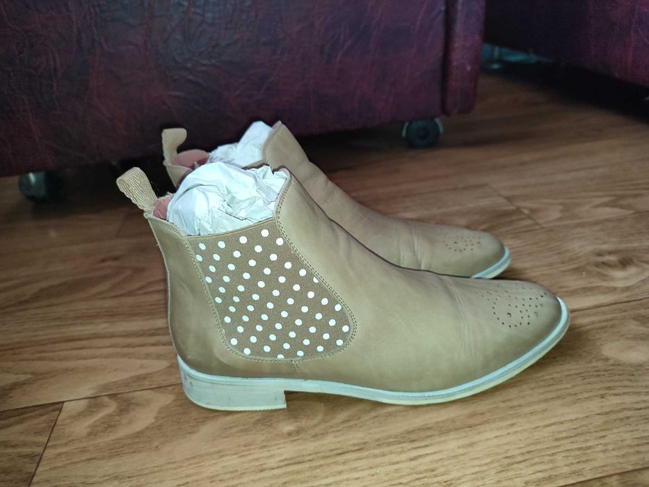 Ботинки осінь весна