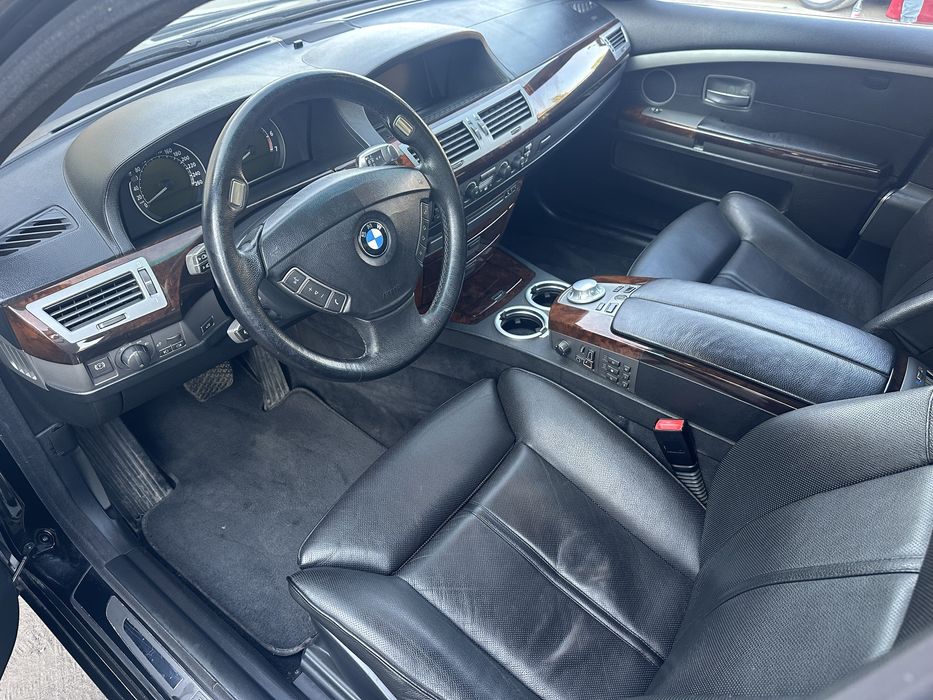 Продам капсулу времени BMW 7