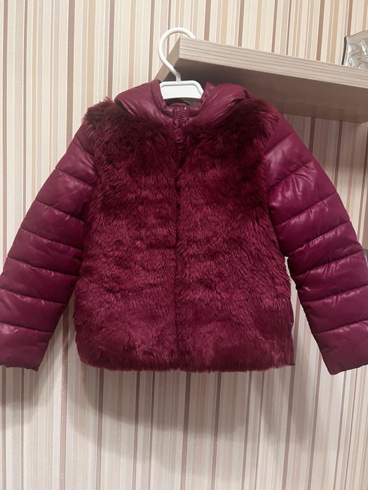 Пуховик Benetton 4-5 років