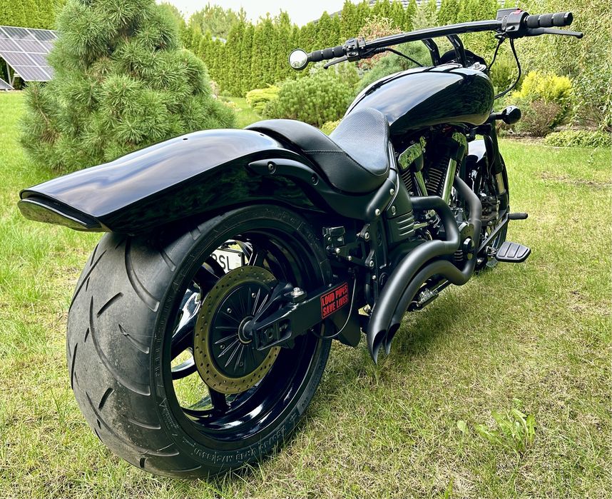 Yamaha XV1700 Road Star Warrior Custom, koło 260