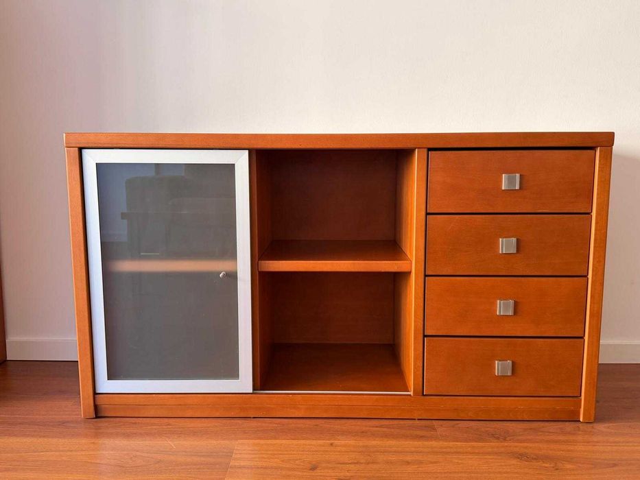 Elegante e robusto conjunto completo de móveis de sala em madeira maciça – Mesa + 4 Cadeiras + Aparador/móvel TV + 2 Cristaleiras + mesa de centro