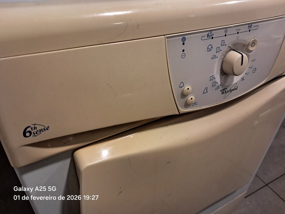 Maquina de secar Whirpool 6kg