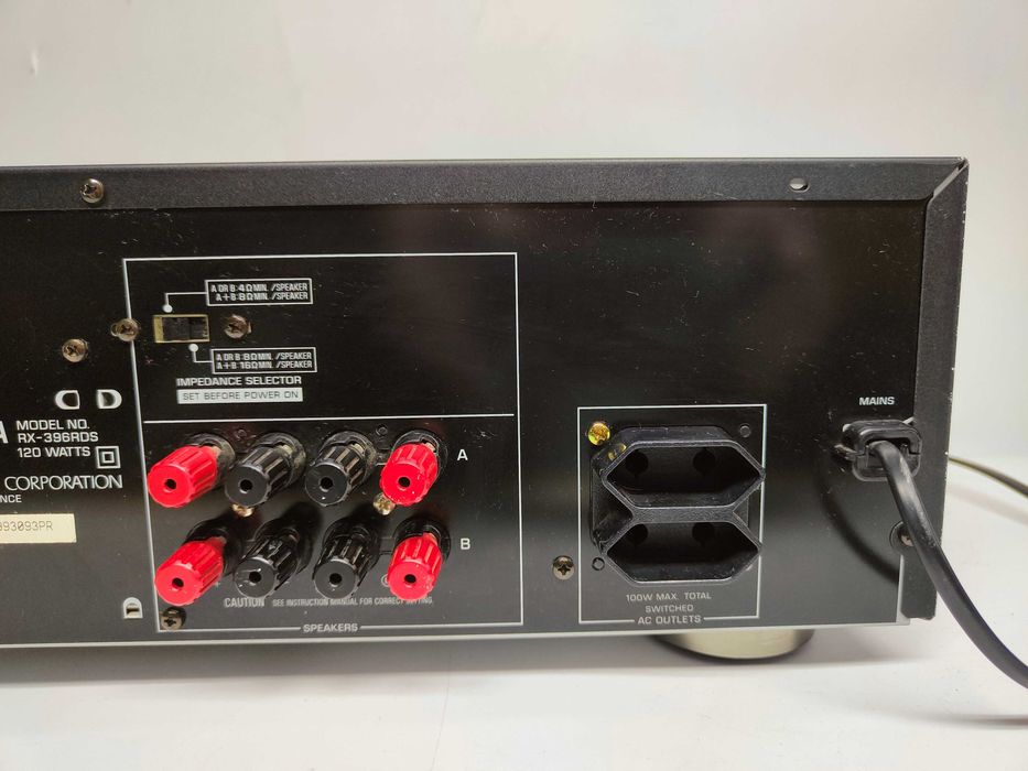 Yamaha RX-396RDS amplituner stereo