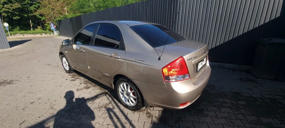 Kia продам хороший автомобіль