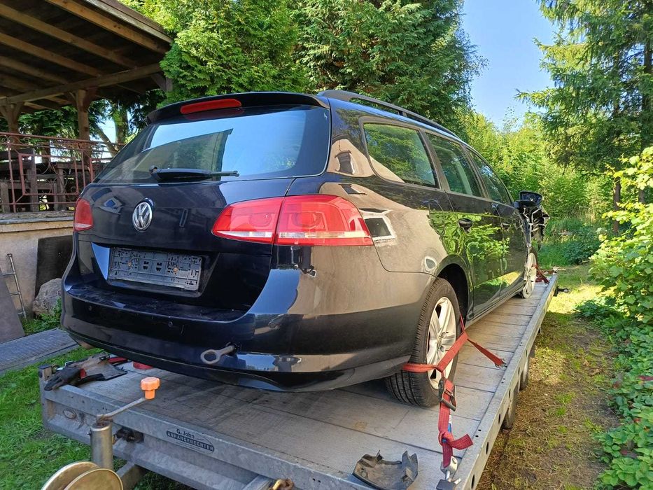 tylna belka tylne zawieszenie tył VW Passat B7 KOMPLETNE