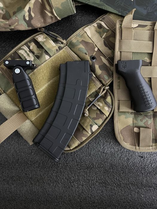 Рукоятка. Ручка пистолетная АК74 / АК47 / АК. Цевье, планка пиканити