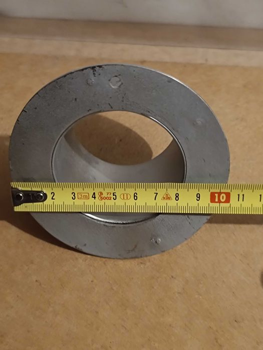 2 Suportes metálicos