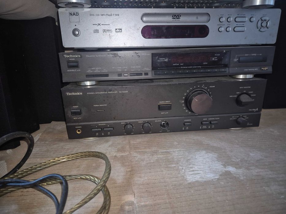 Amplituner  TECHNICS,NAD