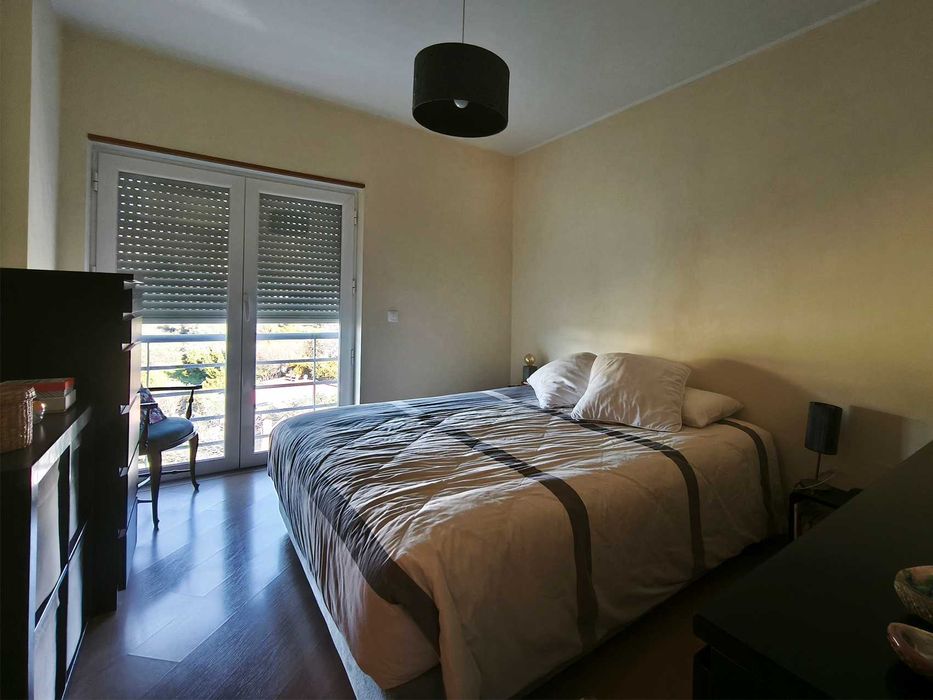 Vende-se apartamento T4