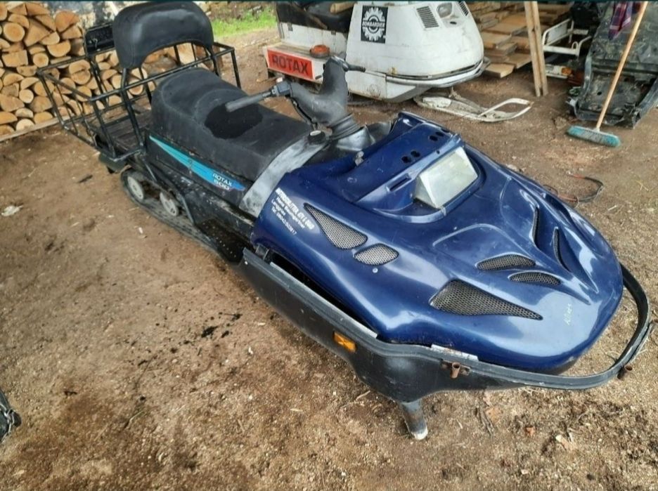 Alpine 3 GLX 6900 części Lynx ski doo wózek siedzenie gąsienica wałek